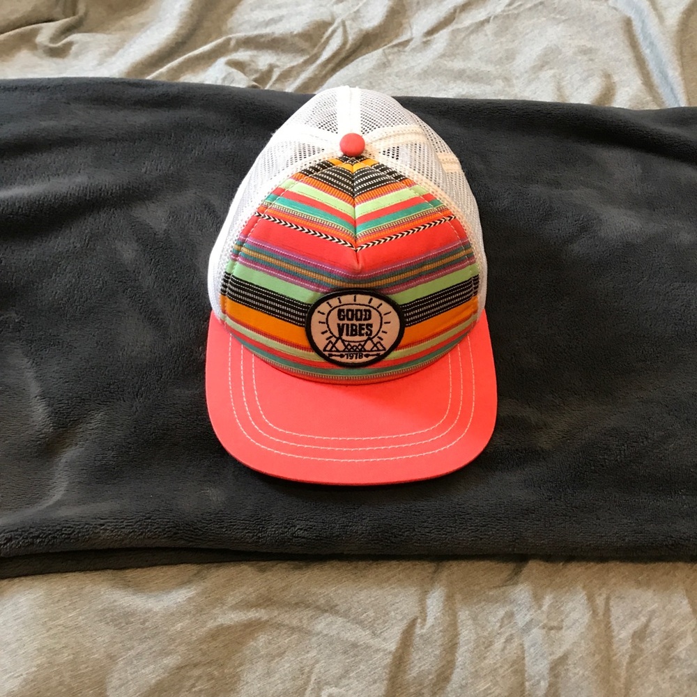 Good vibes snap back